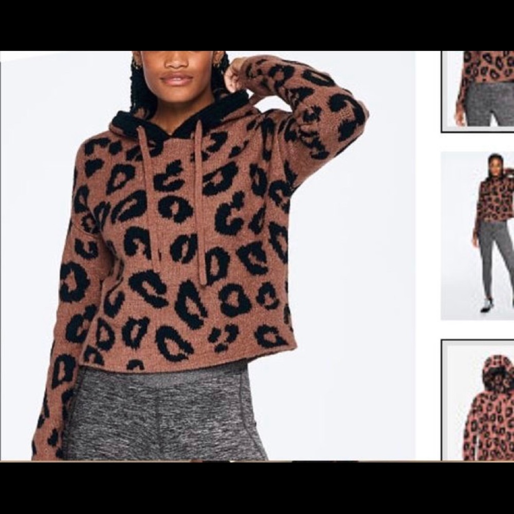 Fuzzy leopard VS PINK crop sweater